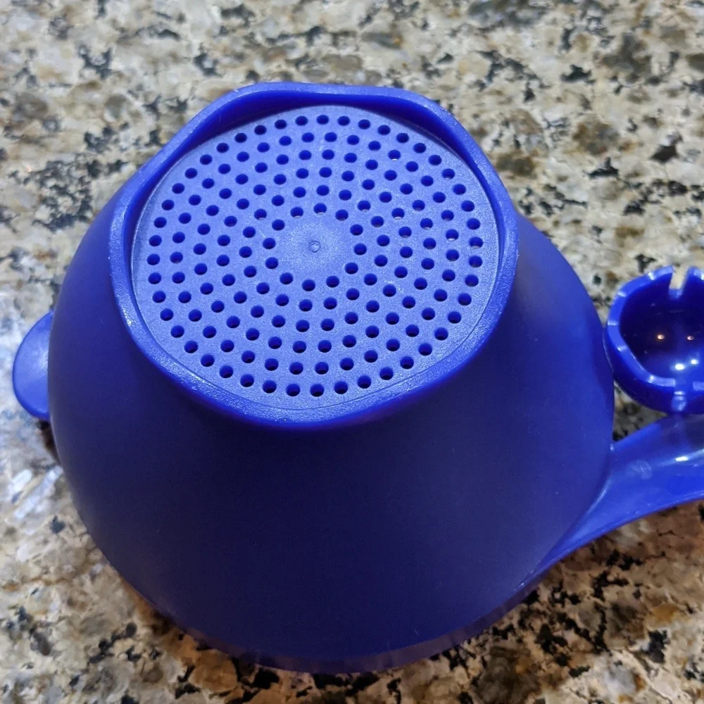 Handled Strainer Colander Sieve Pot-rest Notch Cobalt Blue RARE Vtg Tupperware